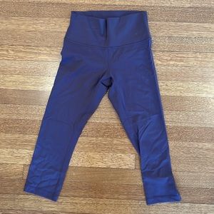 Plum, cropped, Lululemon leggings